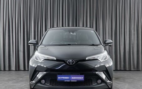Toyota C-HR I рестайлинг, 2017 год, 2 000 000 рублей, 4 фотография
