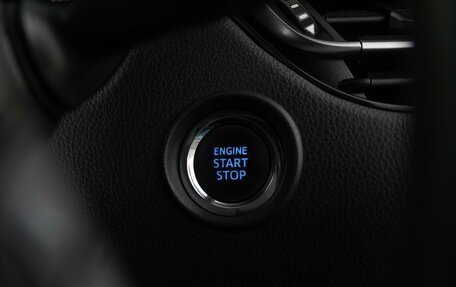 Toyota C-HR I рестайлинг, 2017 год, 2 000 000 рублей, 17 фотография