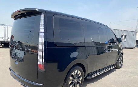 Hyundai Staria, 2023 год, 4 440 800 рублей, 4 фотография