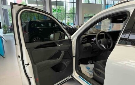 Volkswagen Tiguan, 2025 год, 4 250 000 рублей, 13 фотография