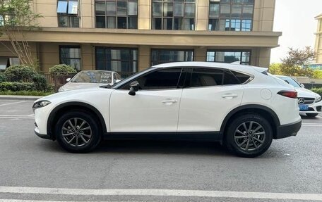 Mazda CX-4, 2021 год, 1 800 000 рублей, 7 фотография