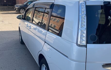 Toyota ISis I, 2015 год, 1 700 000 рублей, 11 фотография