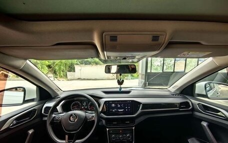 Volkswagen T-Cross I, 2021 год, 1 500 442 рублей, 7 фотография