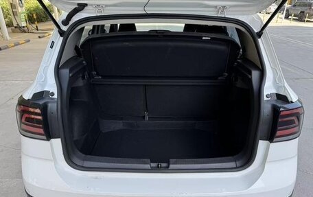 Volkswagen T-Cross I, 2021 год, 1 450 442 рублей, 11 фотография