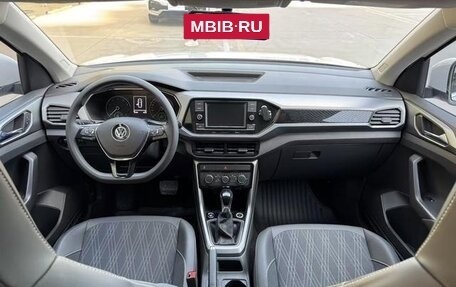 Volkswagen T-Cross I, 2021 год, 1 450 442 рублей, 9 фотография