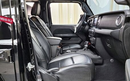 Jeep Wrangler, 2022 год, 4 050 000 рублей, 7 фотография