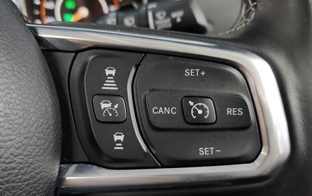 Jeep Wrangler, 2022 год, 4 050 000 рублей, 17 фотография