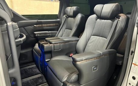 Toyota Alphard III, 2021 год, 3 516 000 рублей, 16 фотография