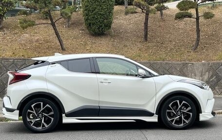 Toyota C-HR I рестайлинг, 2021 год, 1 448 000 рублей, 11 фотография