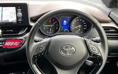 Toyota C-HR I рестайлинг, 2021 год, 1 448 000 рублей, 16 фотография
