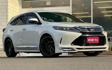 Toyota Harrier, 2020 год, 2 396 000 рублей, 7 фотография