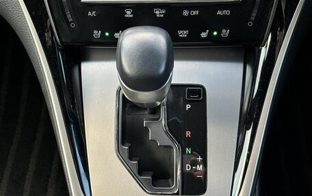 Toyota Harrier, 2020 год, 2 396 000 рублей, 26 фотография