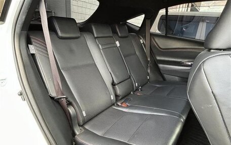 Toyota Harrier, 2020 год, 2 396 000 рублей, 32 фотография