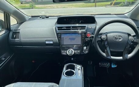 Toyota Prius Alpha I (ZVW40/41), 2021 год, 1 518 000 рублей, 11 фотография