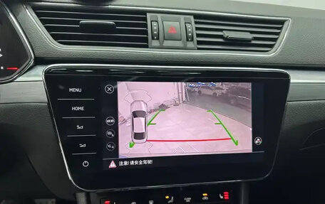 Skoda Superb III рестайлинг, 2021 год, 2 200 000 рублей, 10 фотография