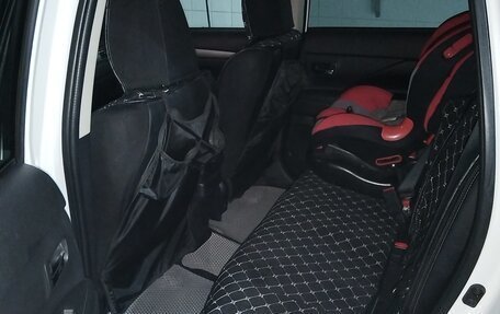 Mitsubishi Outlander III рестайлинг 3, 2013 год, 1 680 000 рублей, 14 фотография