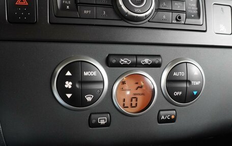 Nissan Tiida, 2011 год, 899 000 рублей, 12 фотография