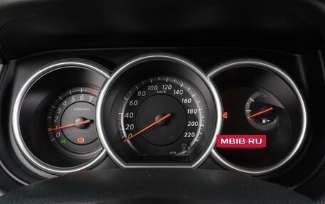 Nissan Tiida, 2011 год, 899 000 рублей, 18 фотография