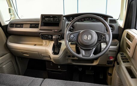 Honda N-BOX II, 2018 год, 1 060 000 рублей, 6 фотография