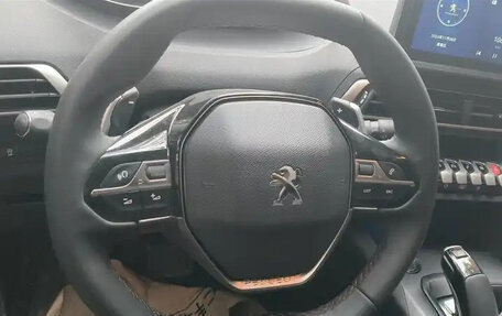 Peugeot 4008, 2022 год, 1 950 000 рублей, 6 фотография