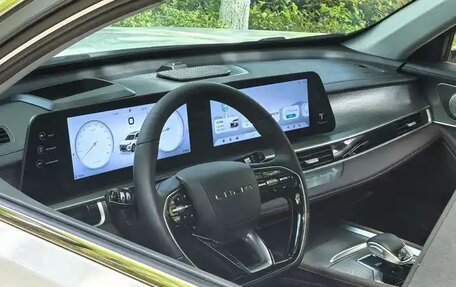 Chery Tiggo 8 Pro, 2024 год, 2 300 111 рублей, 11 фотография