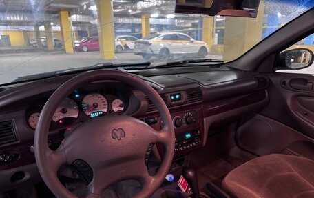 Dodge Stratus II, 2001 год, 331 331 рублей, 10 фотография