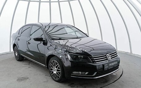Volkswagen Passat B7, 2011 год, 960 000 рублей, 3 фотография