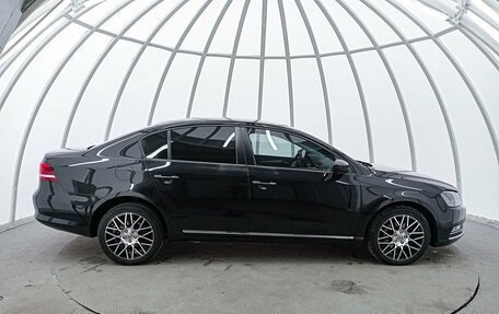 Volkswagen Passat B7, 2011 год, 960 000 рублей, 4 фотография