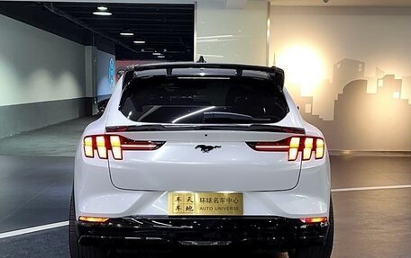 Ford Mustang Mach-E I, 2023 год, 2 980 000 рублей, 2 фотография
