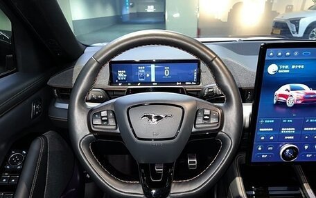 Ford Mustang Mach-E I, 2023 год, 2 980 000 рублей, 7 фотография