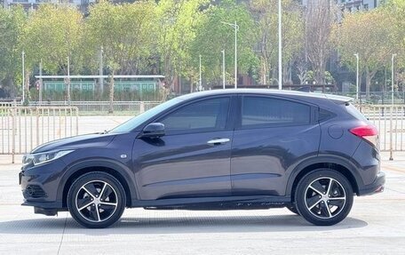 Honda Vezel, 2020 год, 1 200 003 рублей, 6 фотография