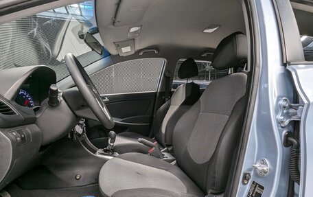Hyundai Solaris II рестайлинг, 2011 год, 730 000 рублей, 14 фотография