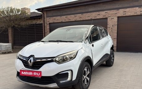 Renault Kaptur I рестайлинг, 2021 год, 785 000 рублей, 24 фотография
