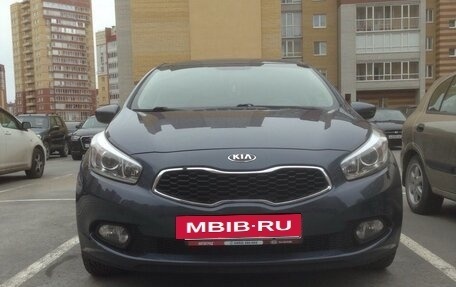 KIA cee'd III, 2014 год, 1 300 000 рублей, 2 фотография