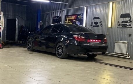 BMW 5 серия, 2005 год, 1 300 000 рублей, 3 фотография