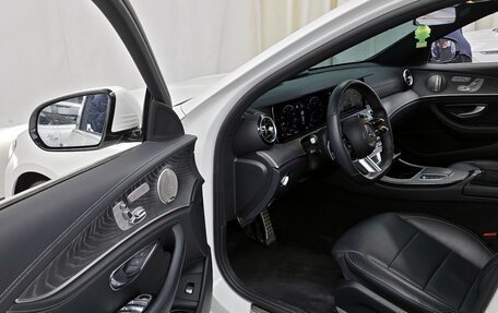 Mercedes-Benz E-Класс, 2022 год, 3 950 100 рублей, 7 фотография