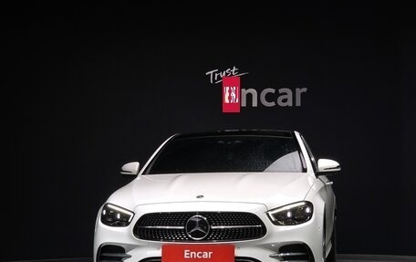 Mercedes-Benz E-Класс, 2022 год, 3 950 100 рублей, 3 фотография