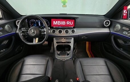 Mercedes-Benz E-Класс, 2022 год, 3 950 100 рублей, 9 фотография