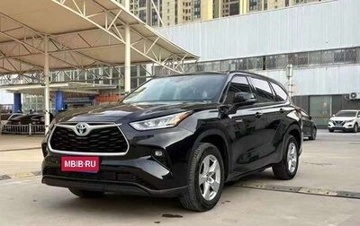 Toyota Highlander, 2024 год, 4 098 000 рублей, 1 фотография