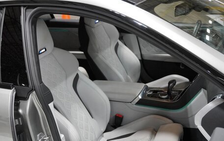 BMW M8 I (F91/F92/F93), 2022 год, 13 750 000 рублей, 13 фотография