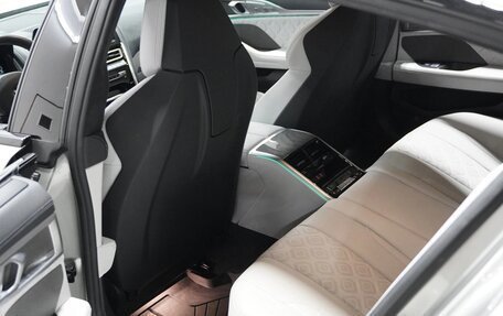 BMW M8 I (F91/F92/F93), 2022 год, 13 750 000 рублей, 25 фотография