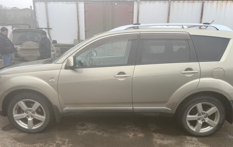 Mitsubishi Outlander III рестайлинг 3, 2008 год, 1 299 999 рублей, 4 фотография