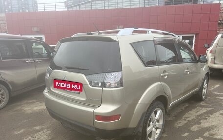Mitsubishi Outlander III рестайлинг 3, 2008 год, 1 299 999 рублей, 5 фотография