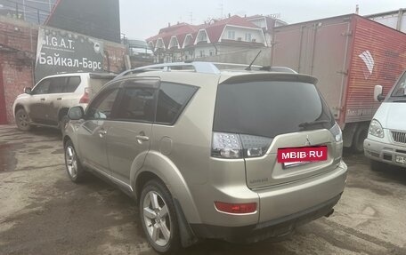 Mitsubishi Outlander III рестайлинг 3, 2008 год, 1 299 999 рублей, 6 фотография