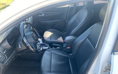 KIA Rio IV, 2019 год, 1 586 000 рублей, 7 фотография