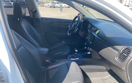 KIA Rio IV, 2019 год, 1 586 000 рублей, 8 фотография