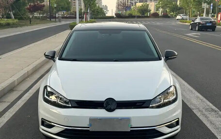 Volkswagen Golf VII, 2020 год, 1 450 000 рублей, 2 фотография