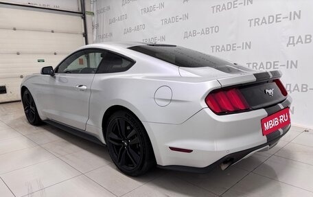 Ford Mustang VI рестайлинг, 2017 год, 2 600 000 рублей, 4 фотография