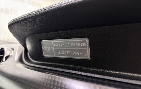 Ford Mustang VI рестайлинг, 2017 год, 2 600 000 рублей, 18 фотография