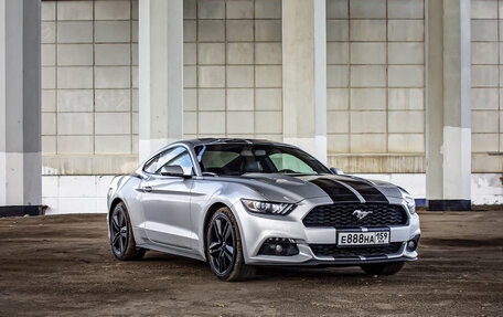 Ford Mustang VI рестайлинг, 2017 год, 2 600 000 рублей, 33 фотография